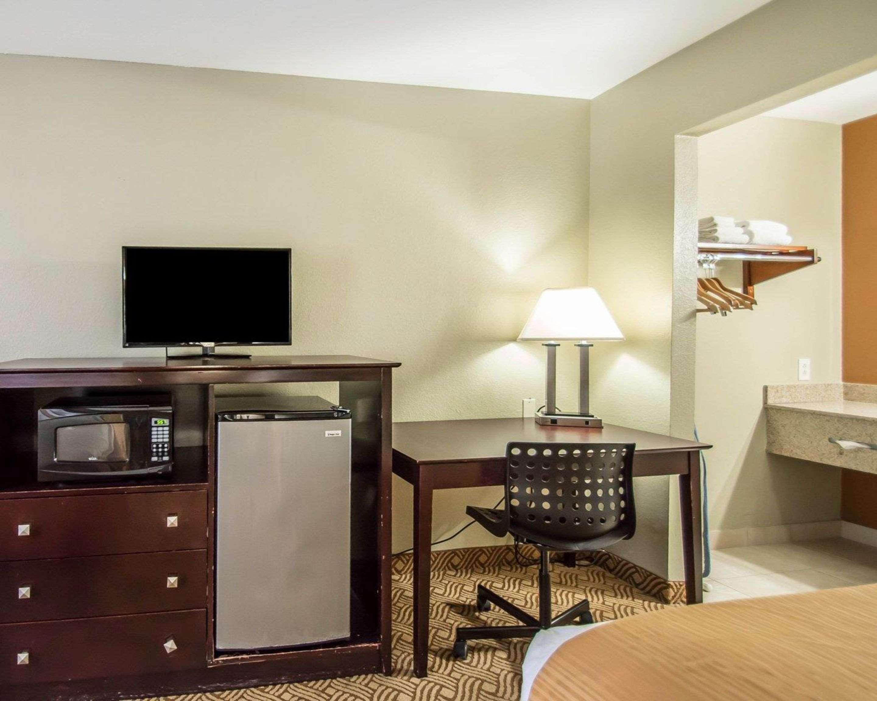 Quality Inn & Suites By The Parks Orlando Eksteriør billede